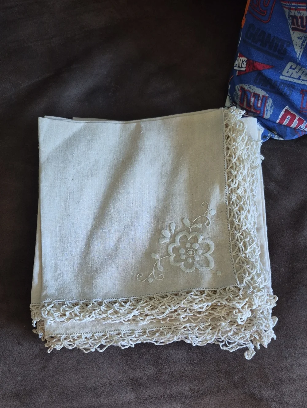 Vintage Cream Embroidered Linen Napkins with Crochet Edge 12 Total Excellent